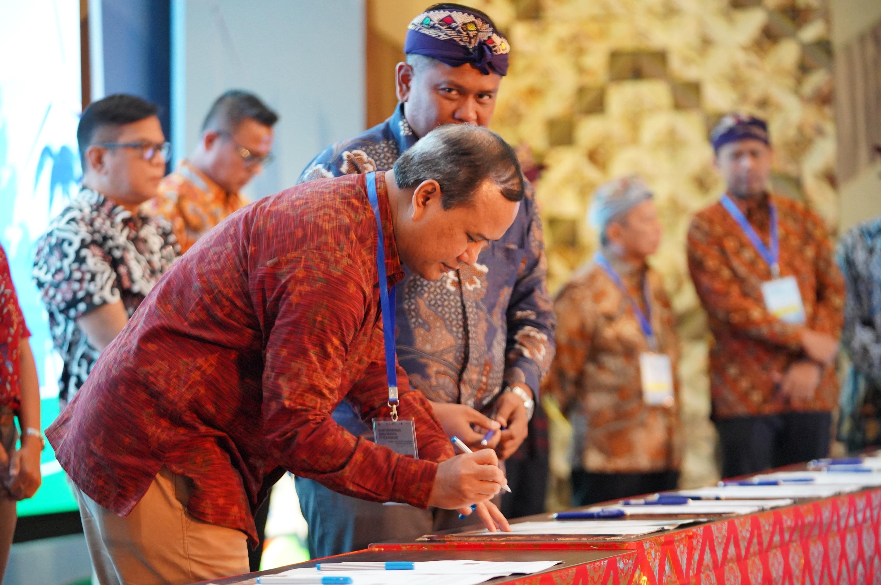 Penandatanganan MOU dan PKS, Kamis 17 Juli 2025