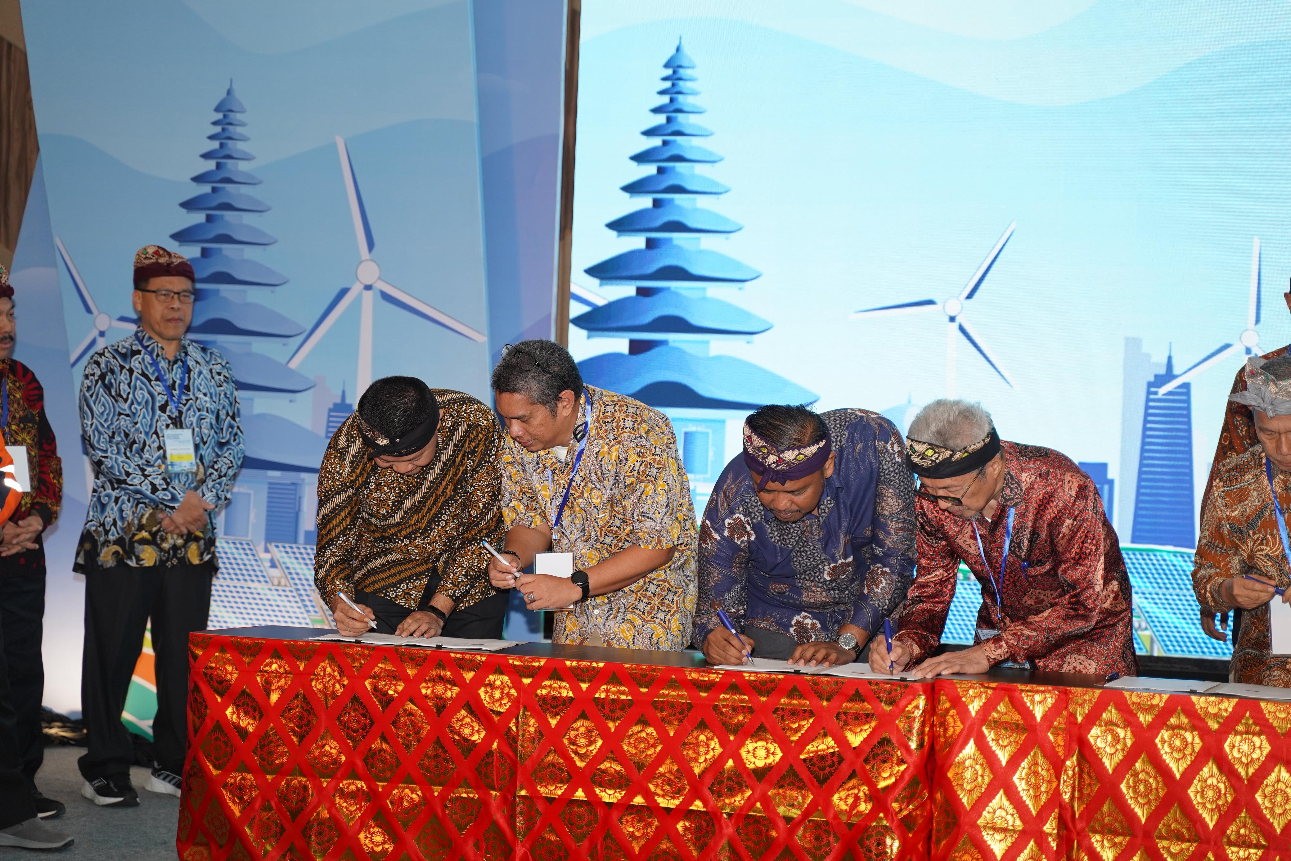 Penandatanganan MOU dan PKS, Kamis 17 Juli 2025